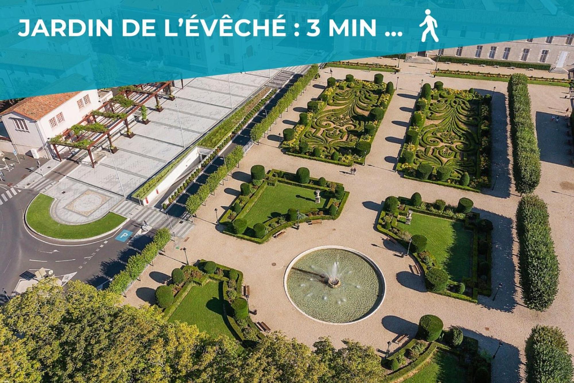 L'Intemporel - T2 Terrasse Couverte En Hypercentre Кастр Екстериор снимка
